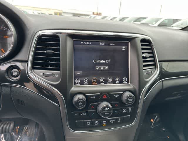 Thumbnail: 2018 Jeep Grand Cherokee - 8