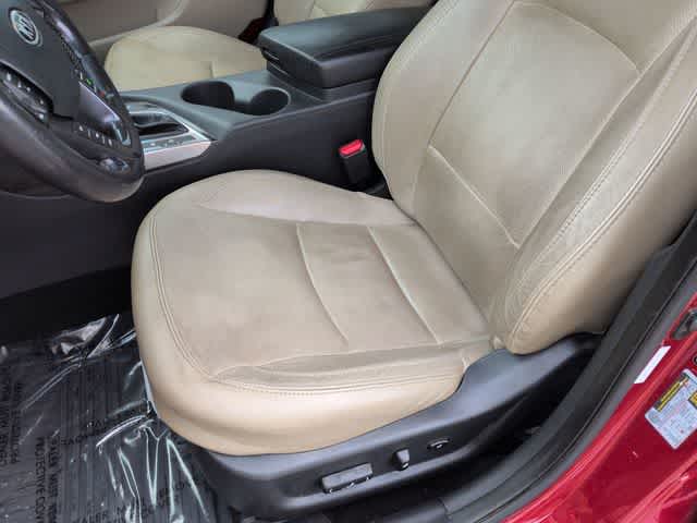 Thumbnail: 2012 Kia Optima - 16