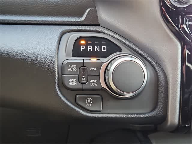 Thumbnail: 2026 RAM 1500 - 35