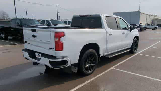 Thumbnail: 2022 Chevrolet Silverado 1500 - 8