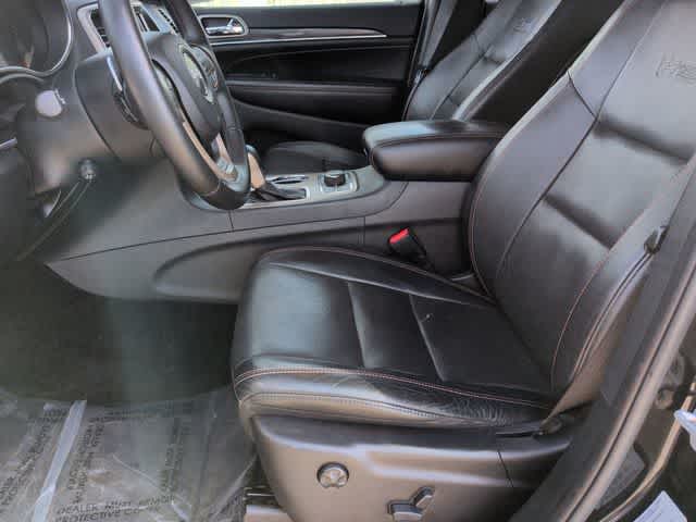 Thumbnail: 2016 Jeep Grand Cherokee - 16