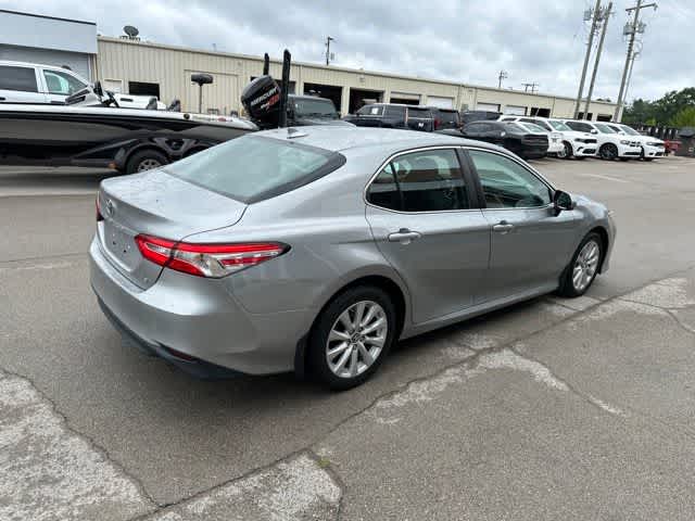 Thumbnail: 2019 Toyota Camry - 21