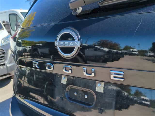 Thumbnail: 2023 Nissan Rogue - 13
