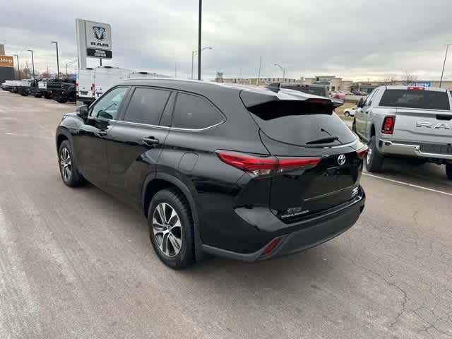 Thumbnail: 2020 Toyota Highlander - 19