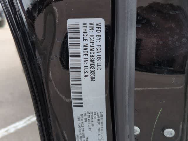 Thumbnail: 2021 Jeep Cherokee - 35