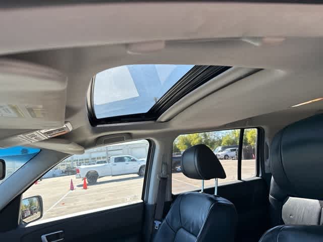 Thumbnail: 2011 Honda Pilot - 5