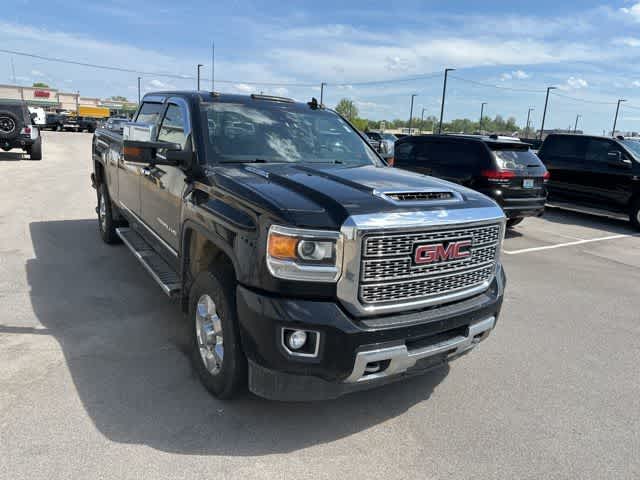 Thumbnail: 2019 GMC Sierra 3500 - 24