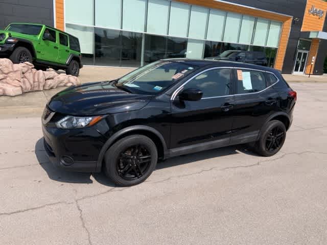 Thumbnail: 2019 Nissan Rogue Sport - 15