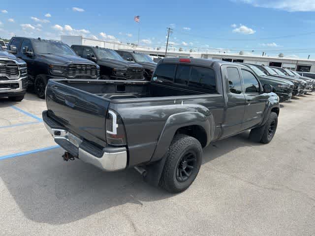 Thumbnail: 2010 Toyota Tacoma - 18