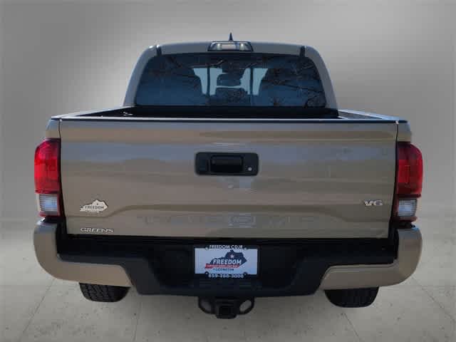 Thumbnail: 2019 Toyota Tacoma - 7