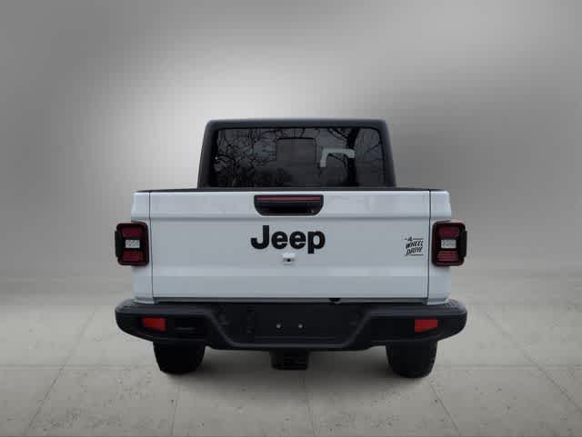 Thumbnail: 2026 Jeep Gladiator - 7