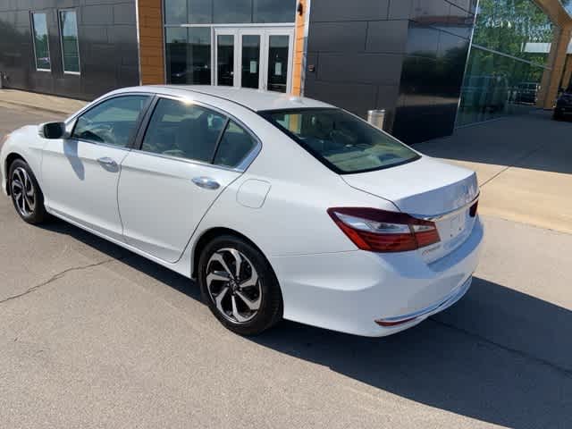 Thumbnail: 2016 Honda Accord - 17