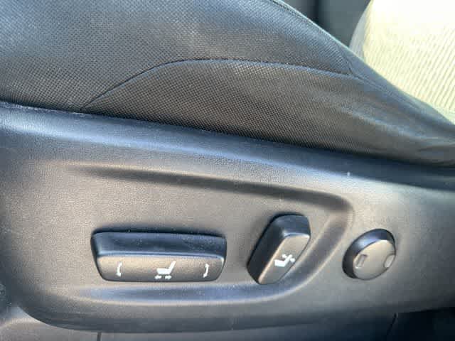 Thumbnail: 2016 Toyota 4Runner - 10