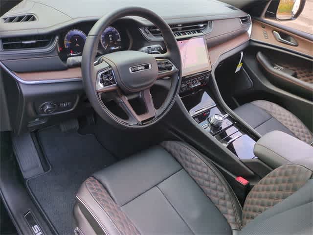 Thumbnail: 2025 Jeep Grand Cherokee L - 10