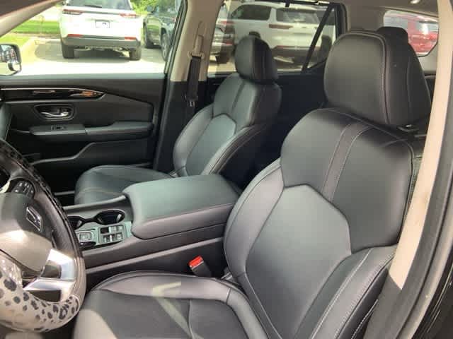 Thumbnail: 2023 Honda Pilot - 4