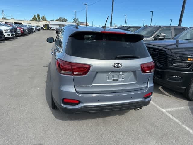 Thumbnail: 2019 Kia Sorento - 19