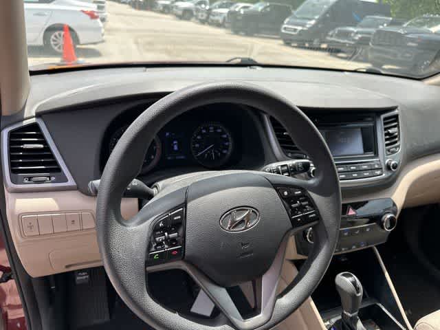 Thumbnail: 2017 Hyundai Tucson - 7