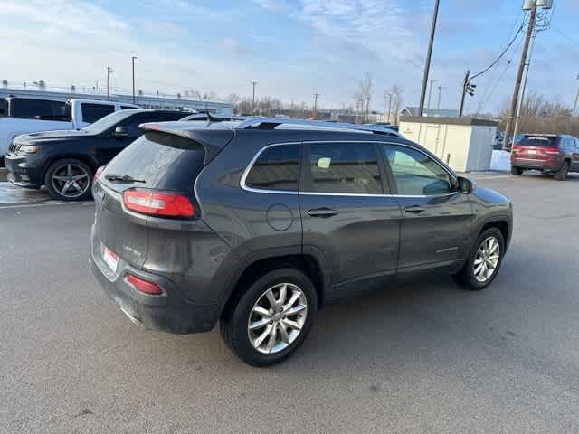 Thumbnail: 2015 Jeep Cherokee - 24