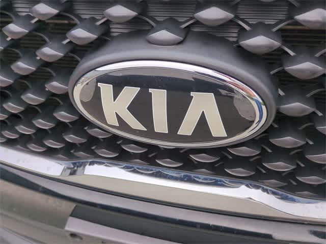 Thumbnail: 2016 Kia Sorento - 12
