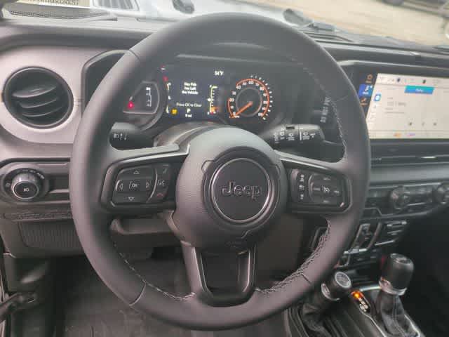 Thumbnail: 2026 Jeep Wrangler - 23