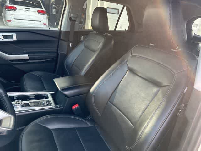 Thumbnail: 2023 Ford Explorer - 3