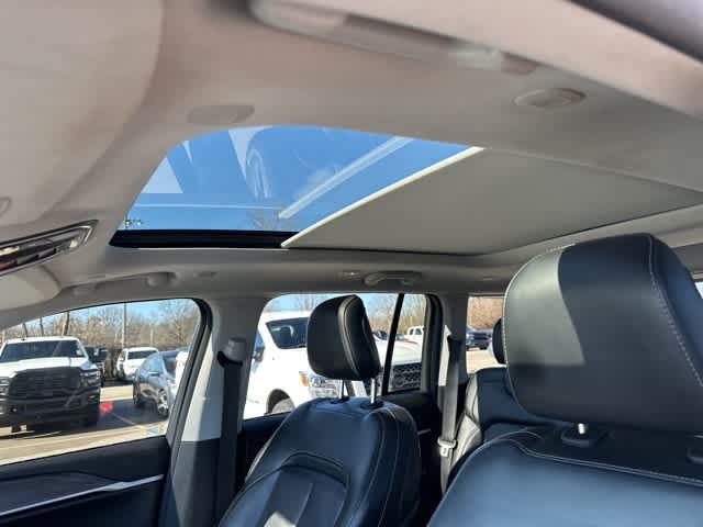 Thumbnail: 2023 Jeep Grand Cherokee - 6