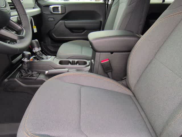 Thumbnail: 2026 Jeep Gladiator - 10