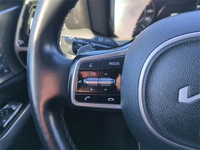 Thumbnail: 2022 Kia Sorento - 25