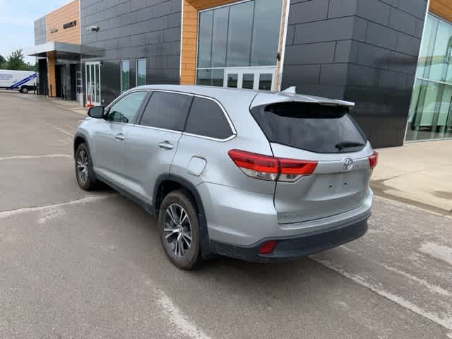 Thumbnail: 2019 Toyota Highlander - 14
