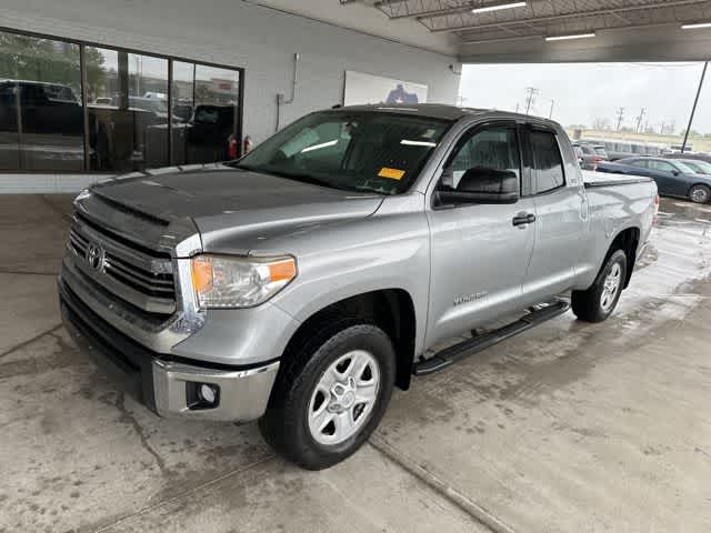 Thumbnail: 2016 Toyota Tundra - 12