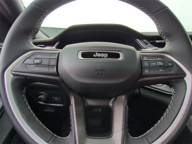 Thumbnail: 2025 Jeep Grand Cherokee - 24