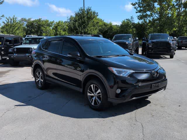 Thumbnail: 2018 Toyota RAV4 - 2