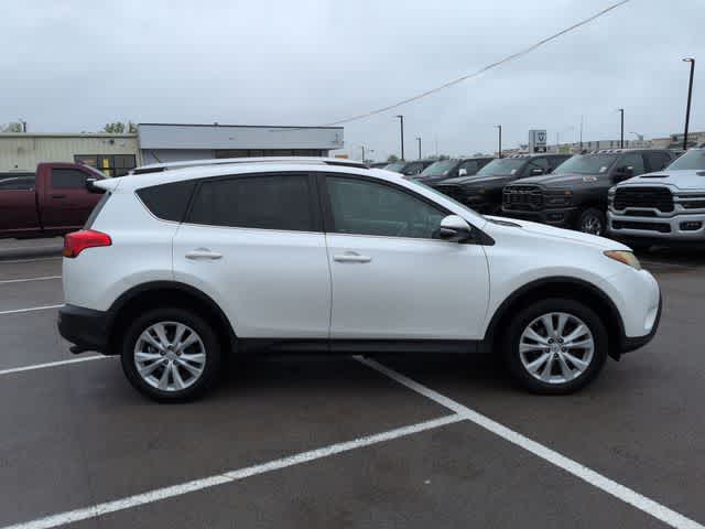 Thumbnail: 2013 Toyota RAV4 - 9