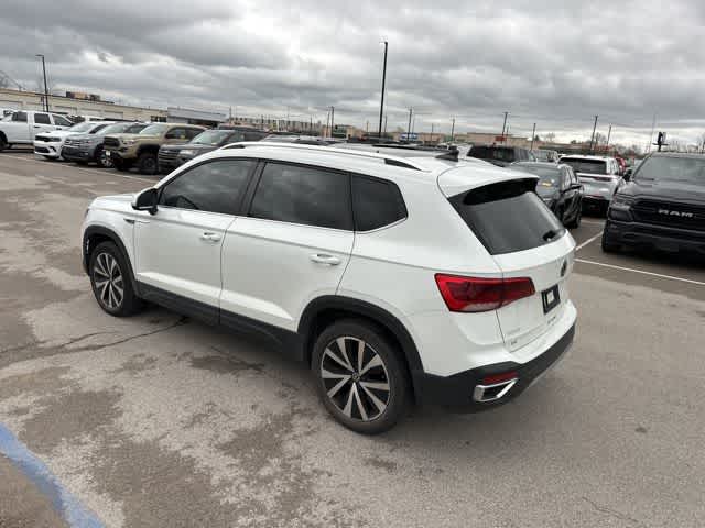 Thumbnail: 2022 Volkswagen Taos - 15