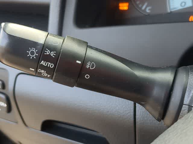 Thumbnail: 2011 Toyota Camry - 28