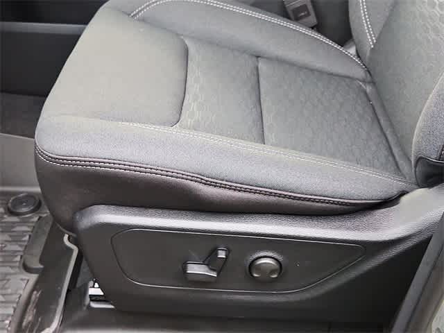 Thumbnail: 2026 RAM 1500 - 18