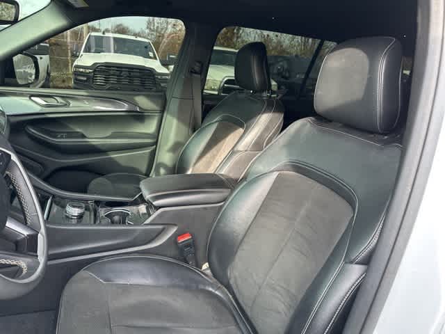 Thumbnail: 2023 Jeep Grand Cherokee L - 3