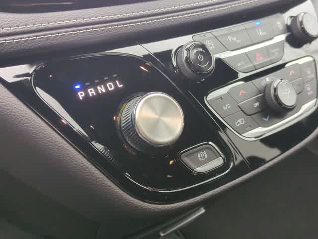 Thumbnail: 2026 Chrysler Pacifica - 32