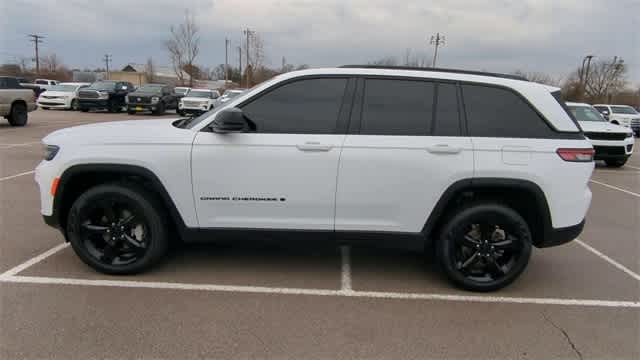 Thumbnail: 2025 Jeep Grand Cherokee - 5