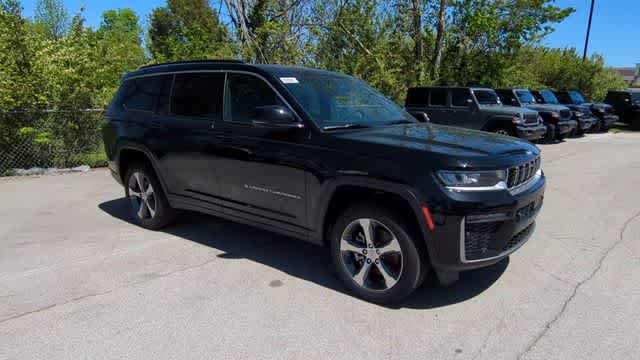 Thumbnail: 2026 Jeep Grand Cherokee L - 2