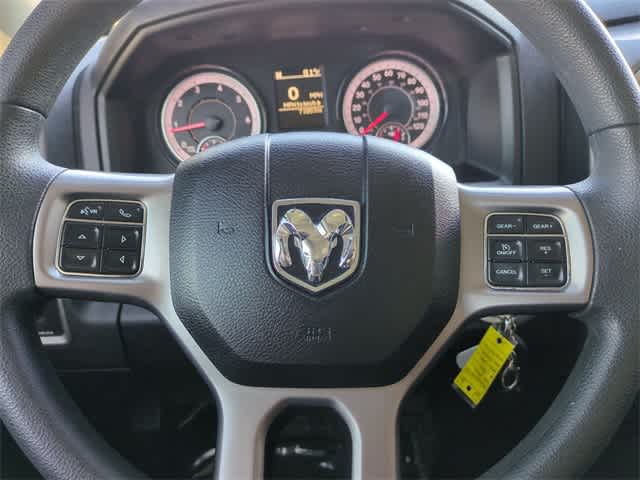 Thumbnail: 2022 RAM 1500 Classic - 21