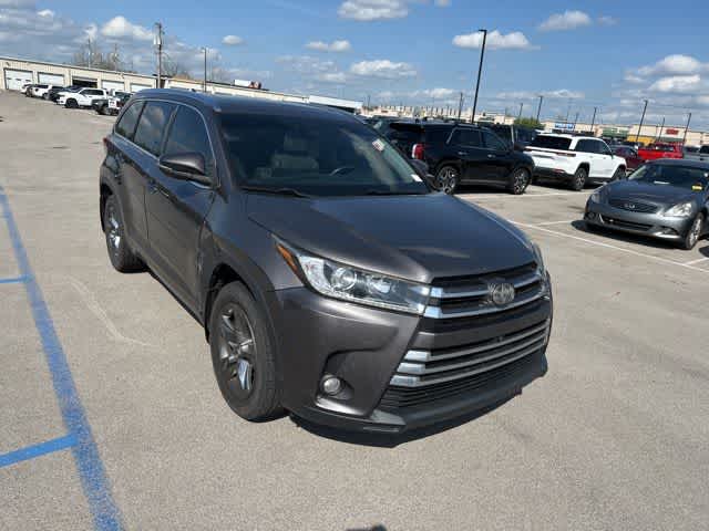 Thumbnail: 2017 Toyota Highlander - 27
