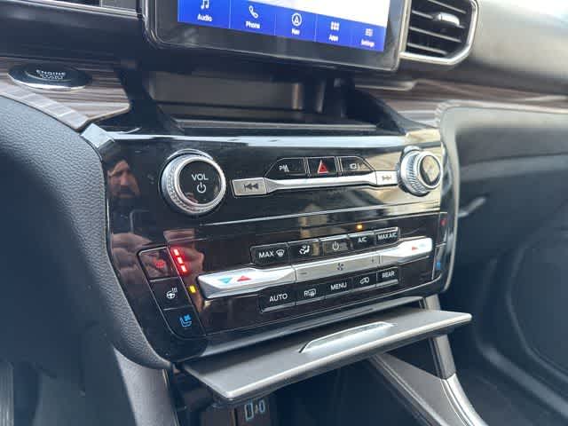 Thumbnail: 2023 Ford Explorer - 9