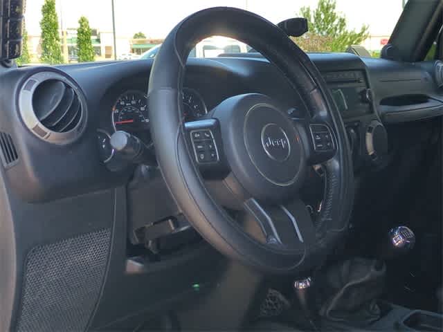 Thumbnail: 2012 Jeep Wrangler - 10