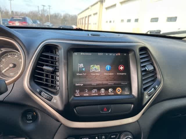 Thumbnail: 2015 Jeep Cherokee - 8