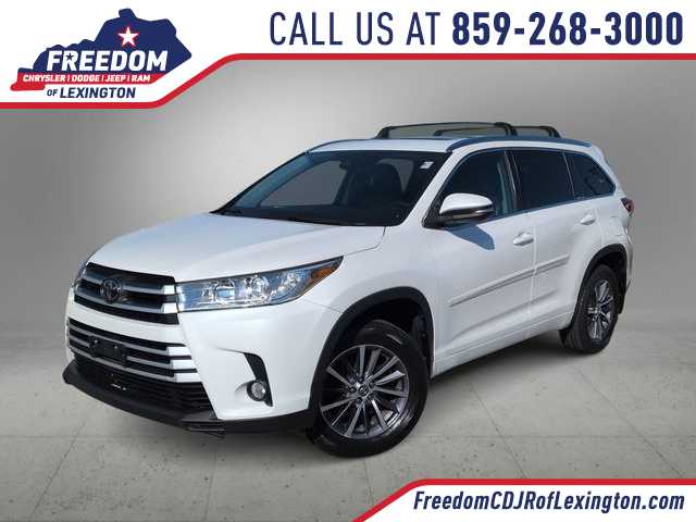 Thumbnail: 2017 Toyota Highlander - 1