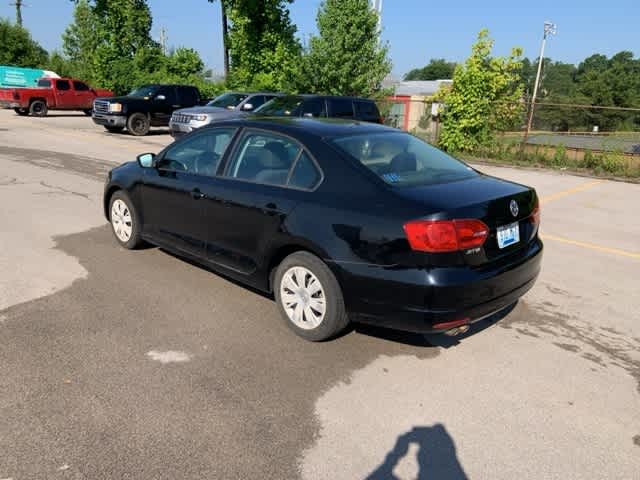 Thumbnail: 2011 Volkswagen Jetta - 12