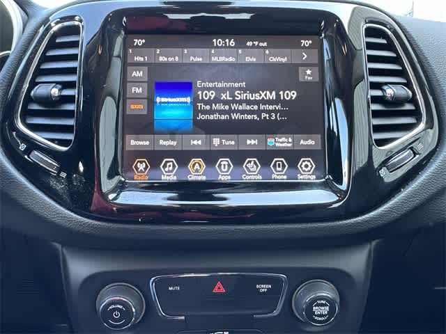 Thumbnail: 2020 Jeep Compass - 17