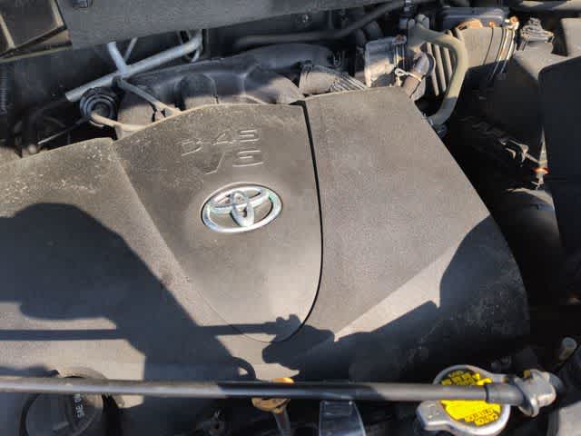 Thumbnail: 2017 Toyota Highlander - 15