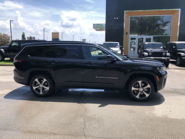 Thumbnail: 2026 Jeep Grand Cherokee L - 7
